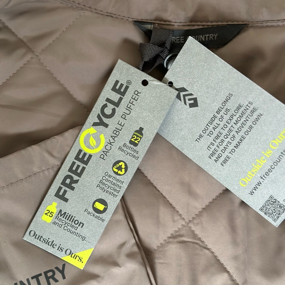 Free Country Diamond Quilted Packable Puffer Taupe Gray Size M NWT - Picture 8 of 13